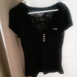 Women's size large guess shirt